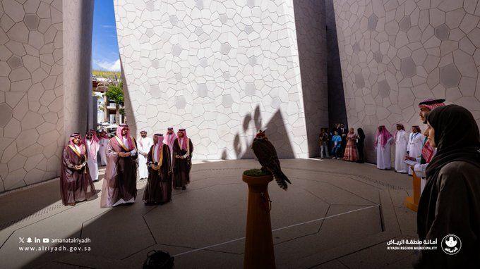 صاحب السمو الأمير د. فيصل بن عيَّاف، أمين منطقة الرياض، يزور جناح: #السعودية_في_إكسبو2025 صاحب السمو الأمير د. فيصل بن عيَّاف، أمين منطقة الرياض، يزور جناح: #السعودية_في_إكسبو2025